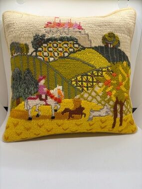 Needlepoint Fairytale Castle Horse Pillow
Yellow Velvet.